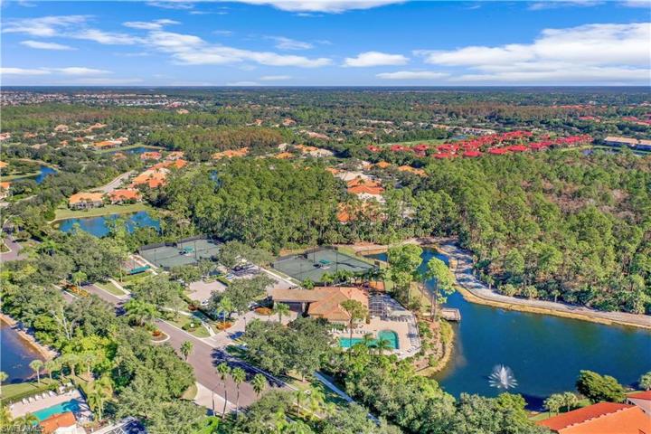 5893 NORTHRIDGE DR, NAPLES FL 34110