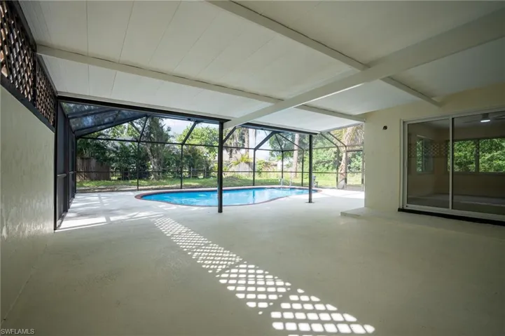 5016  4th W ST, Lehigh Acres, FL 33971