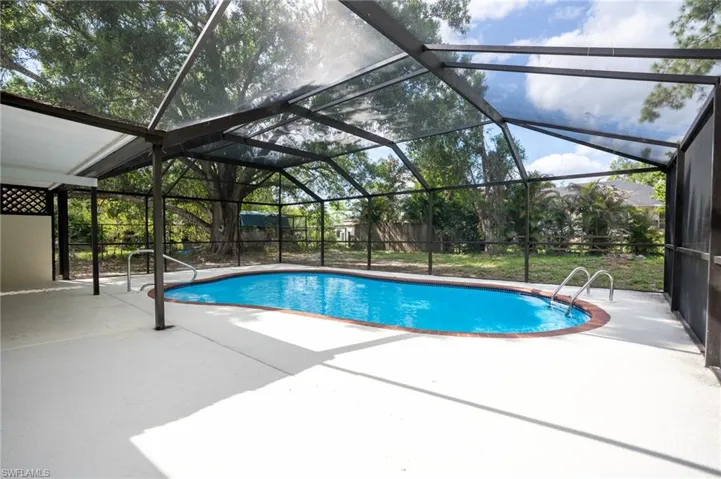 5016  4th W ST, Lehigh Acres, FL 33971