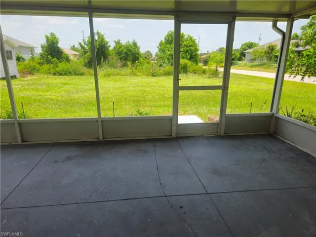 4020 26th St Sw, Lehigh Acres, Florida 33976