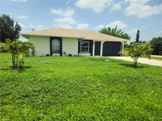 4020 26th St Sw, Lehigh Acres, Florida 33976