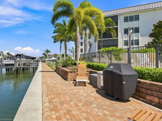 880 Huron Ct 307, Marco Island, Florida 34145