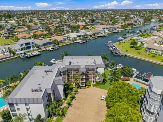 880 Huron Ct 307, Marco Island, Florida 34145