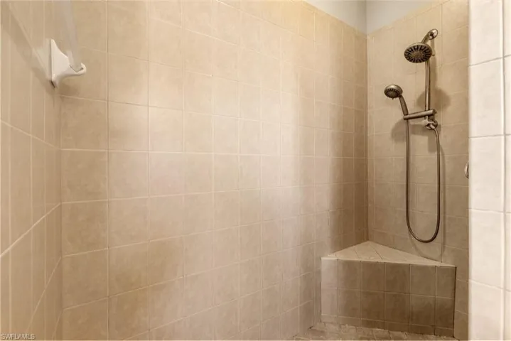 Multiple shower heads
