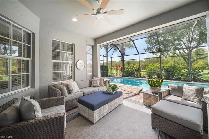 9137 Quartz Ln, Naples, Florida 34120