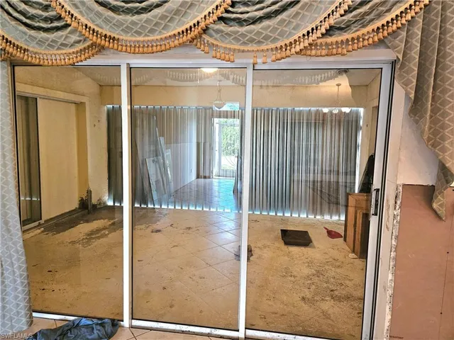 sliders to enclosed lanai