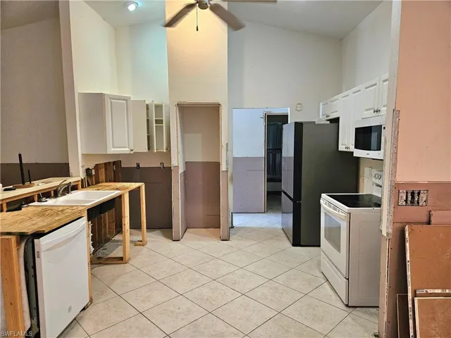 Refrigerator, electric range/oven microwave & dishwasher