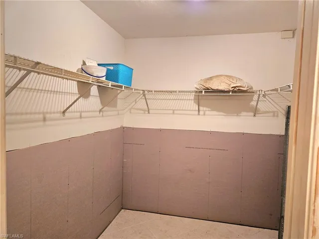 Spacious walk-in closet & tile  floors