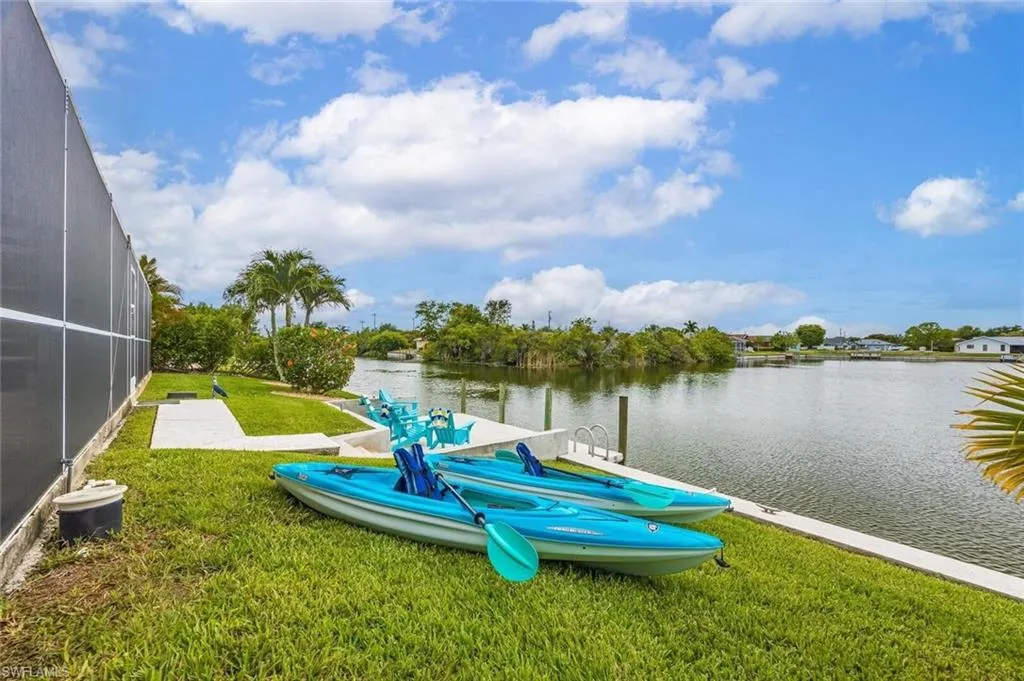 214 Ne 23rd Ave, Cape Coral, Florida 33909, 3 Bedrooms Bedrooms, ,2 BathroomsBathrooms,Residential,For Sale,23rd,225051193