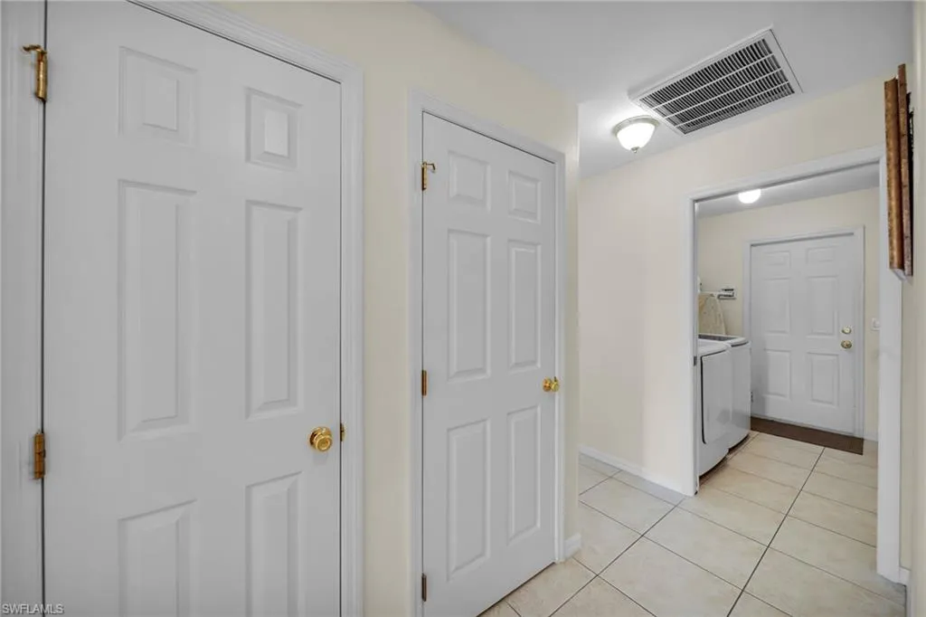 214 Ne 23rd Ave, Cape Coral, Florida 33909, 3 Bedrooms Bedrooms, ,2 BathroomsBathrooms,Residential,For Sale,23rd,225051193