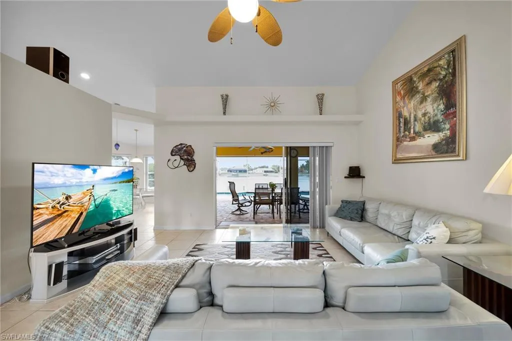 214 Ne 23rd Ave, Cape Coral, Florida 33909, 3 Bedrooms Bedrooms, ,2 BathroomsBathrooms,Residential,For Sale,23rd,225051193