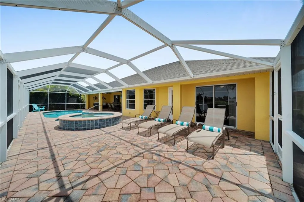 214 Ne 23rd Ave, Cape Coral, Florida 33909, 3 Bedrooms Bedrooms, ,2 BathroomsBathrooms,Residential,For Sale,23rd,225051193