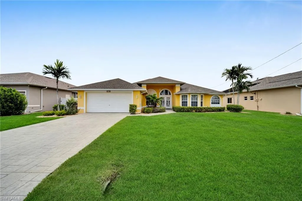214 Ne 23rd Ave, Cape Coral, Florida 33909, 3 Bedrooms Bedrooms, ,2 BathroomsBathrooms,Residential,For Sale,23rd,225051193