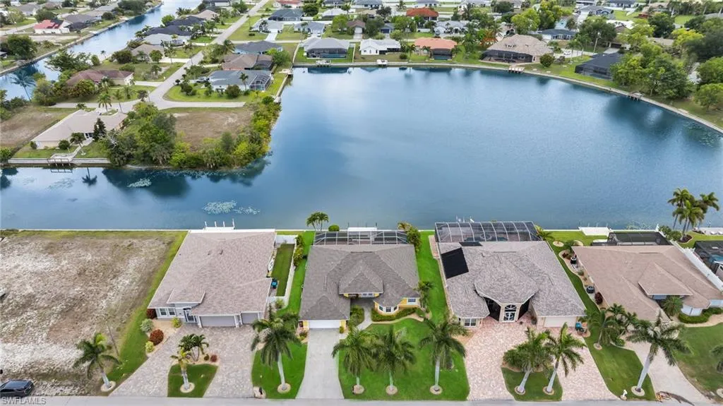214 Ne 23rd Ave, Cape Coral, Florida 33909, 3 Bedrooms Bedrooms, ,2 BathroomsBathrooms,Residential,For Sale,23rd,225051193