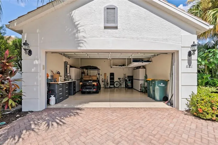 Epoxy garage floor and extra storage