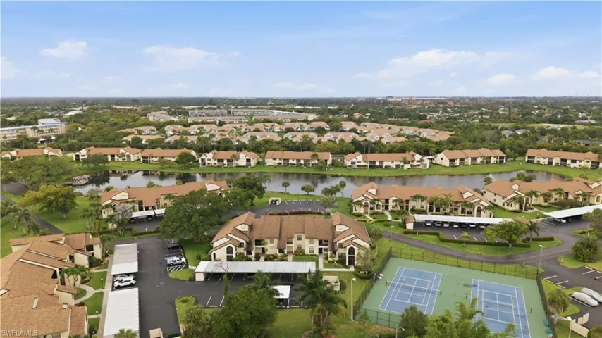 8382 Charter Club Cir 4, Fort Myers, Florida 33919