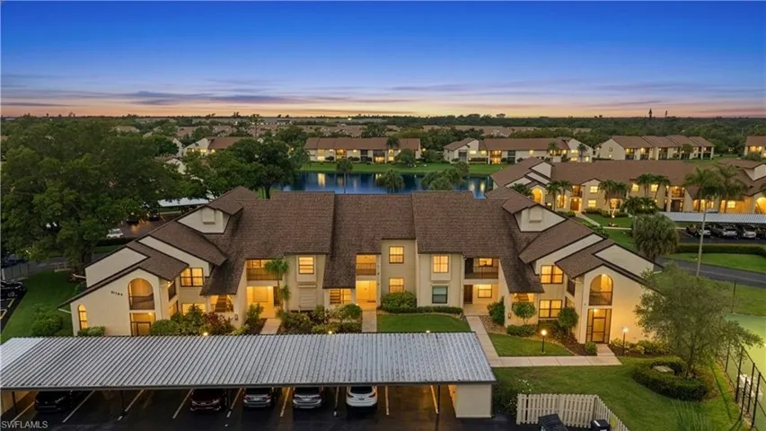 8382 Charter Club Cir 4, Fort Myers, Florida 33919