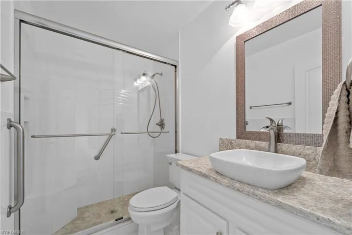 8382 Charter Club Cir 4, Fort Myers, Florida 33919