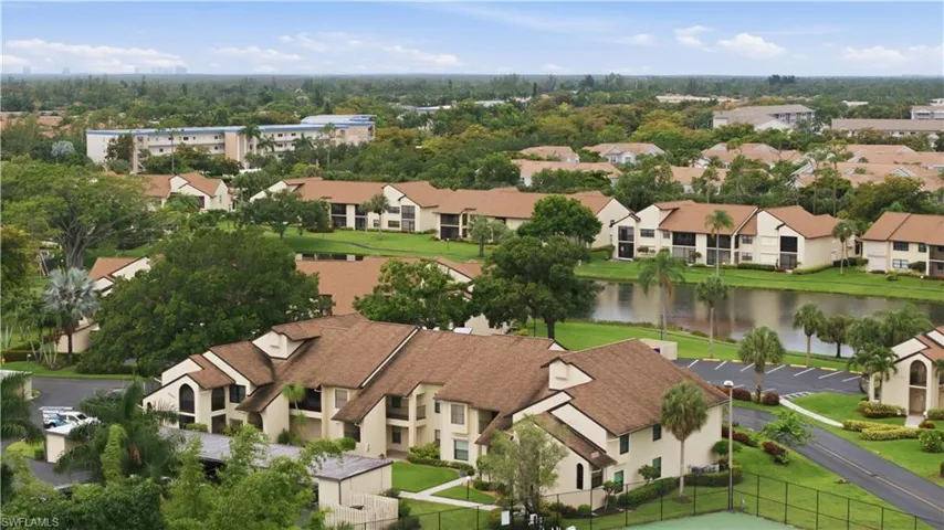 8382 Charter Club Cir 4, Fort Myers, Florida 33919