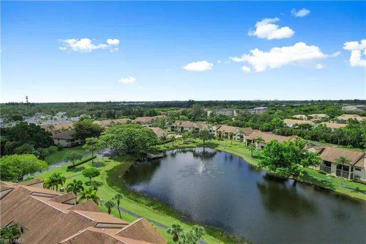 8382 Charter Club Cir 4, Fort Myers, Florida 33919