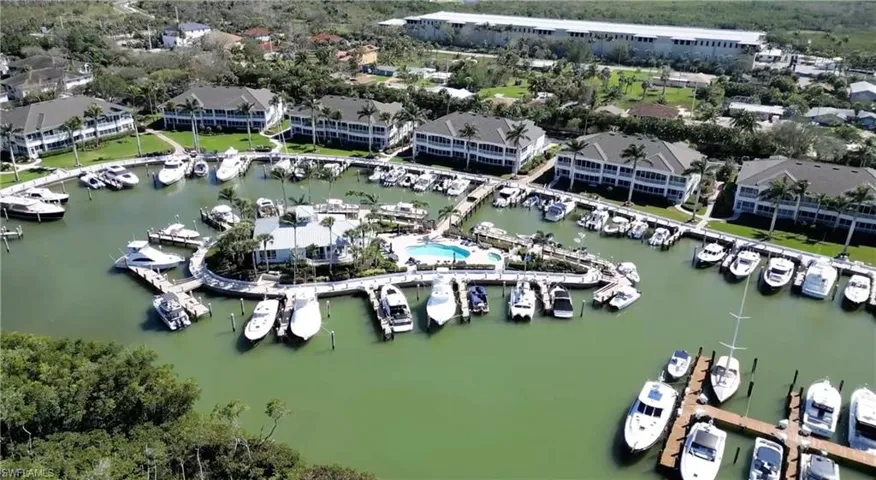 1777  Gulfstar S DR, Naples, FL 34112
