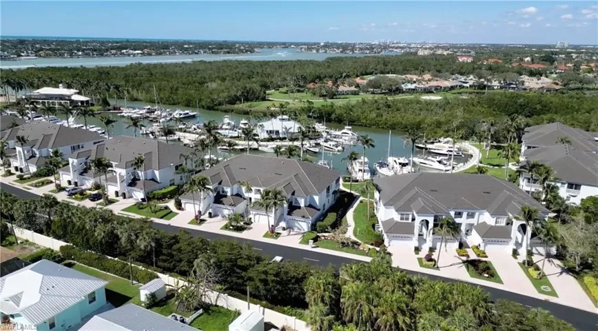 1777  Gulfstar S DR, Naples, FL 34112