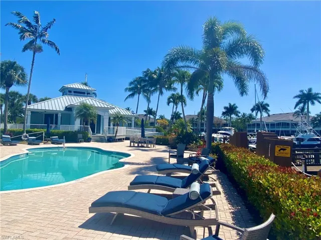 1777  Gulfstar S DR, Naples, FL 34112