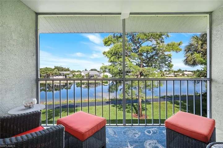 810 New Waterford Dr 203, Naples, Florida 34104