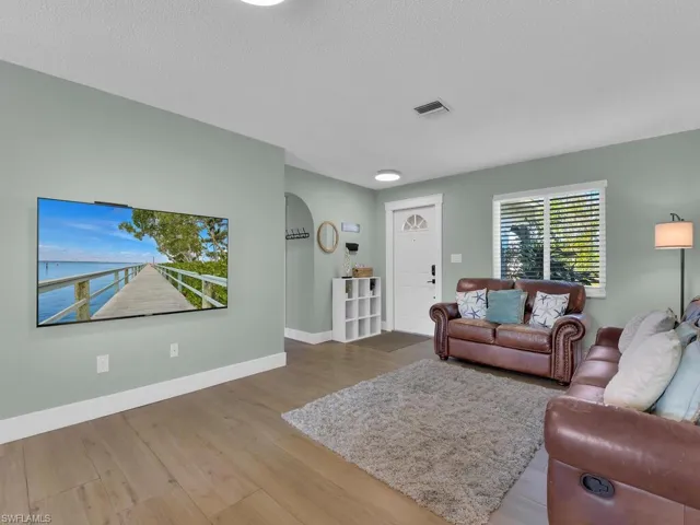 17562 Cypress Point Rd, Fort Myers Fl 33967