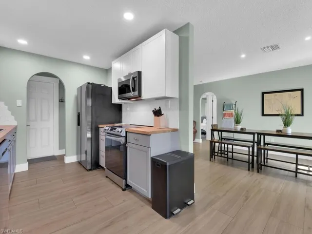 17562 Cypress Point Rd, Fort Myers Fl 33967