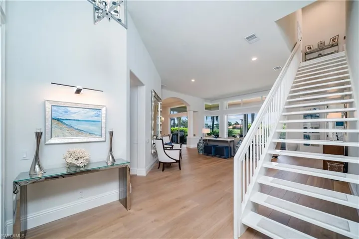 Foyer entrance featuring light hardwood floors