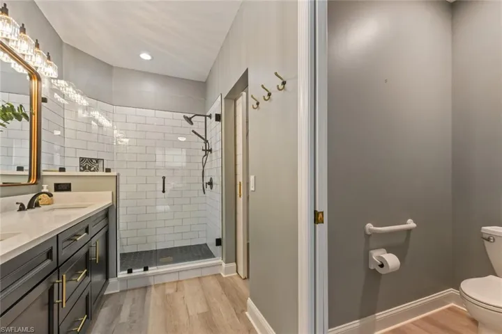 Upgraded primary bath!