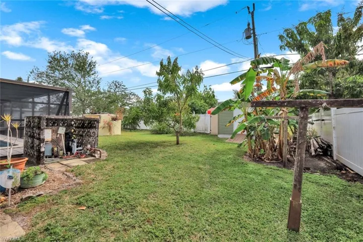 Notice the banana tree! Perfect spot for your personal garden.