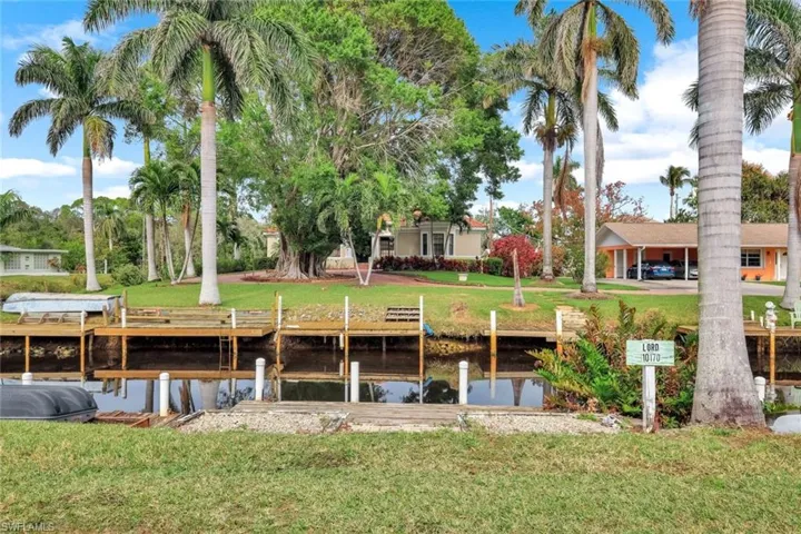 Home comes with a deeded dock and Gulf Access via the Imperial River.