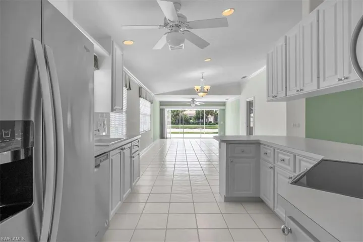 4155  Los Altos  CT, Naples, FL 34109