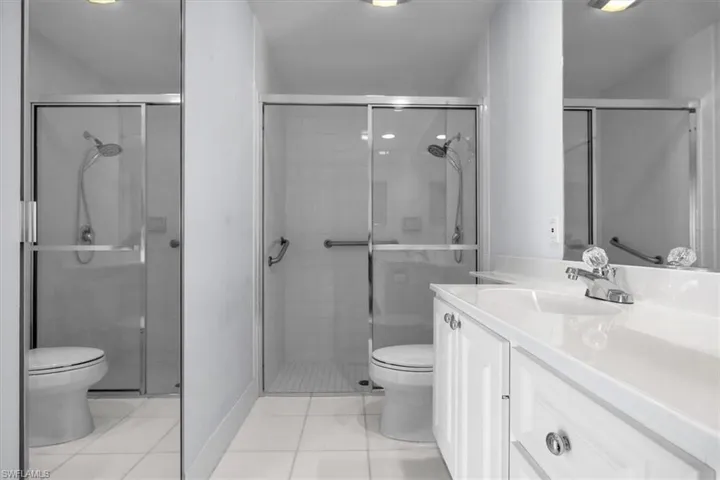 4155  Los Altos  CT, Naples, FL 34109