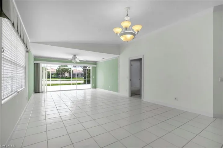 4155  Los Altos  CT, Naples, FL 34109