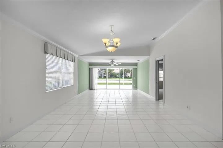 4155  Los Altos  CT, Naples, FL 34109
