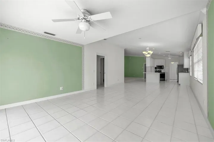4155  Los Altos  CT, Naples, FL 34109