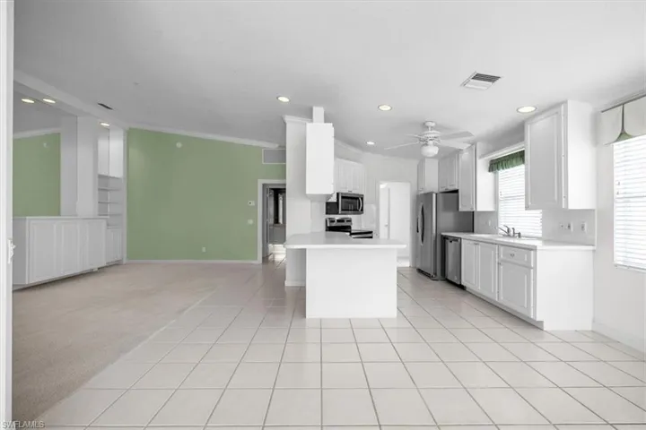 4155  Los Altos  CT, Naples, FL 34109