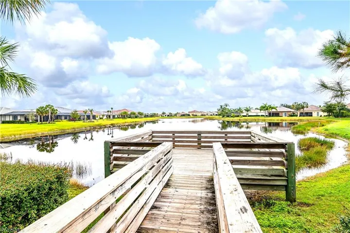 2754  Citrus  ST, Naples, FL 34120