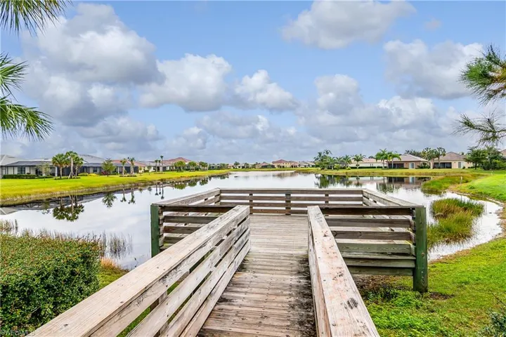 2754 Citrus St, Naples, Florida 34120
