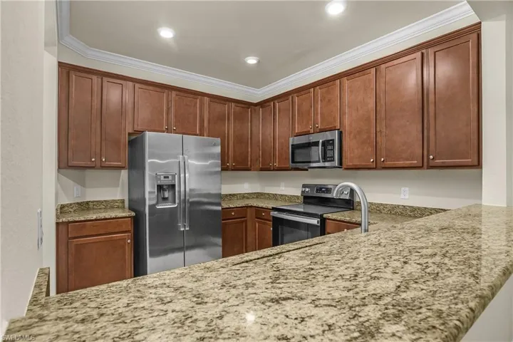 2754 Citrus St, Naples, Florida 34120