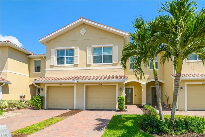 2754 Citrus St, Naples, Florida 34120