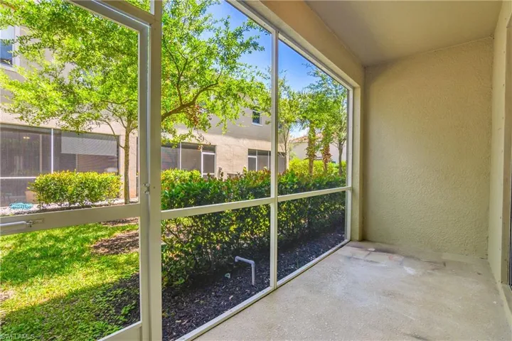 2754 Citrus St, Naples, Florida 34120