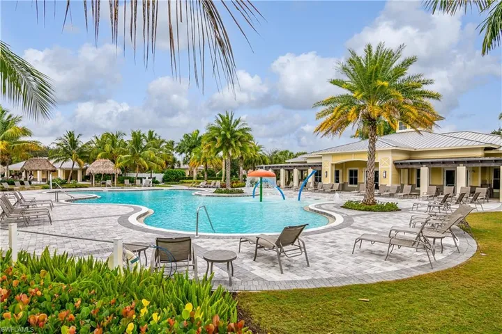 2754 Citrus St, Naples, Florida 34120