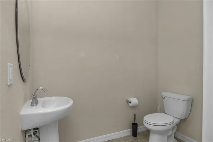 2754 Citrus St, Naples, Florida 34120