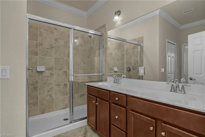 2754 Citrus St, Naples, Florida 34120