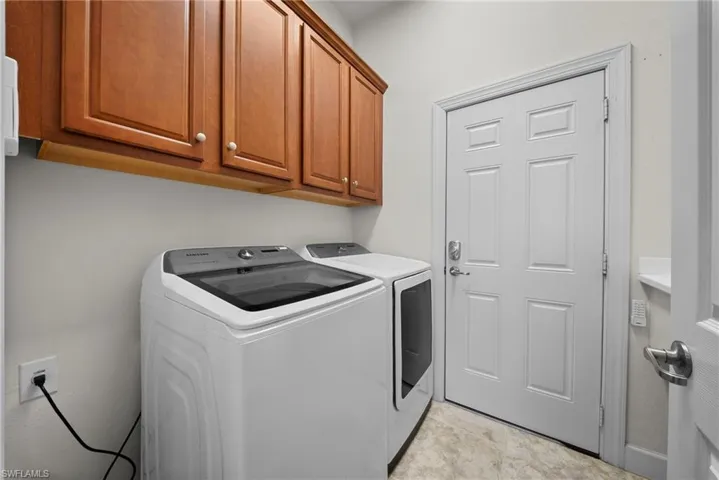 13043  Simsbury  TER, Fort Myers, FL 33913