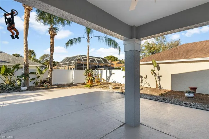 1188  Silverstrand  DR, Naples, FL 34110
